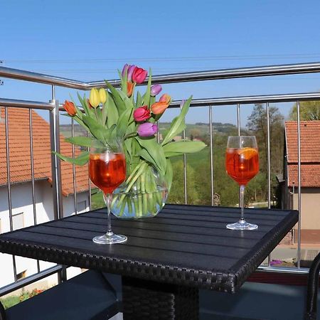 דירות טאוברבישופסהיים Penthouse Tauberblick מראה חיצוני תמונה