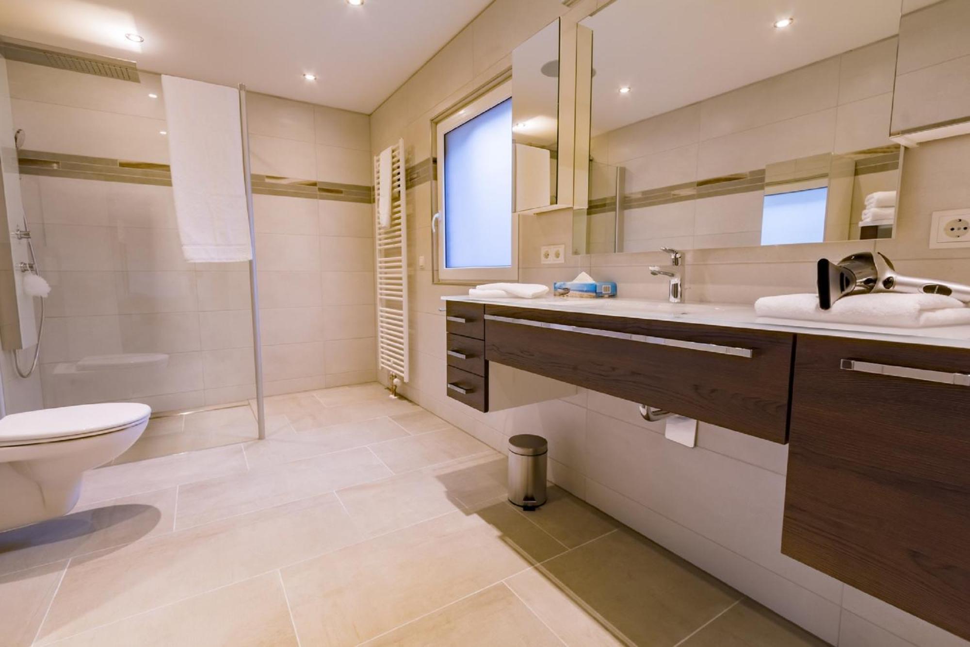 דירות טאוברבישופסהיים Penthouse Tauberblick מראה חיצוני תמונה