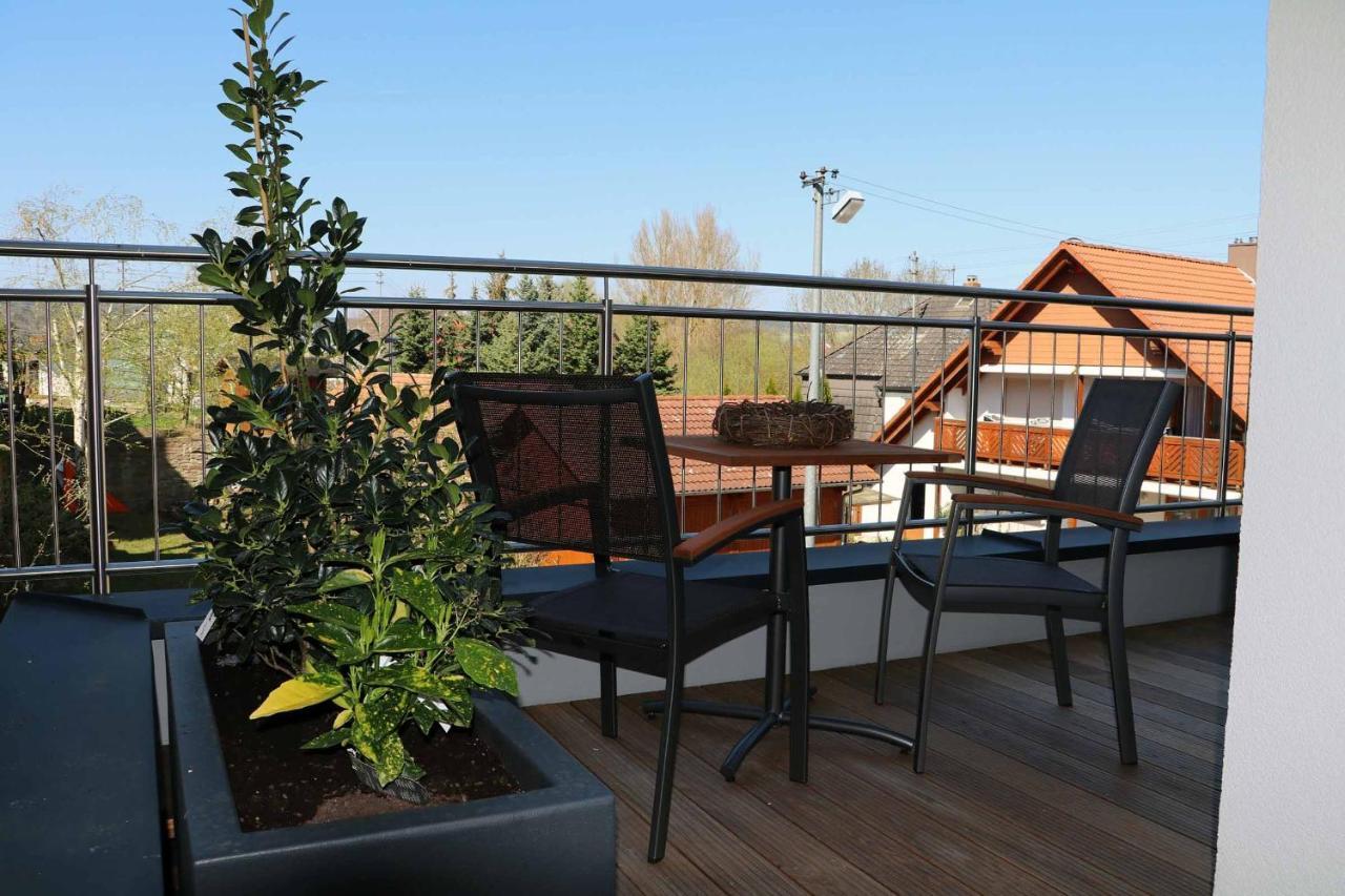 דירות טאוברבישופסהיים Penthouse Tauberblick מראה חיצוני תמונה